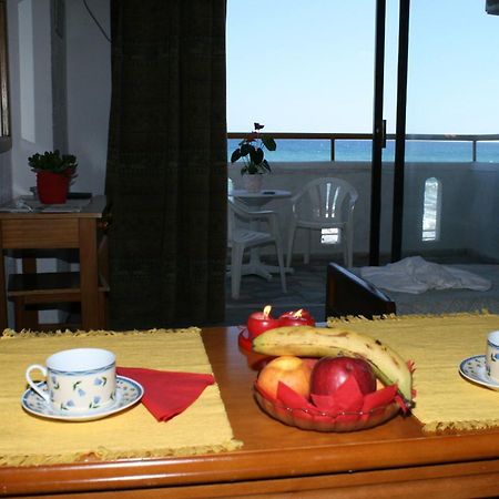 Blue Bay Apartments Hersonissos  Exterior photo