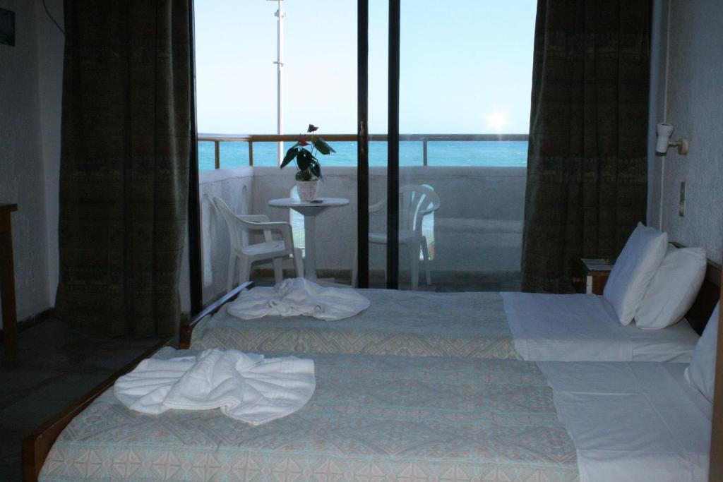 Blue Bay Apartments Hersonissos  Room photo